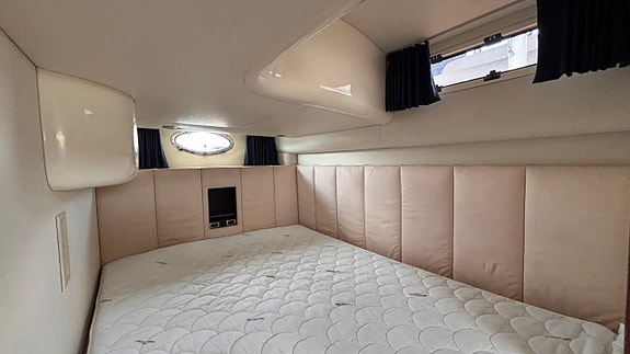 Fairline Targa 40 -2002 20 of 20