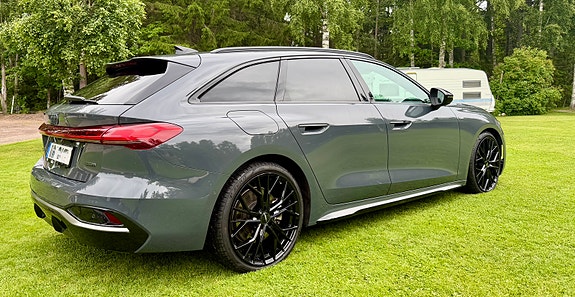 Audi A5 2 of 5
