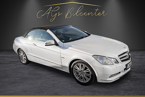 Mercedes-Benz E200 3 of 5