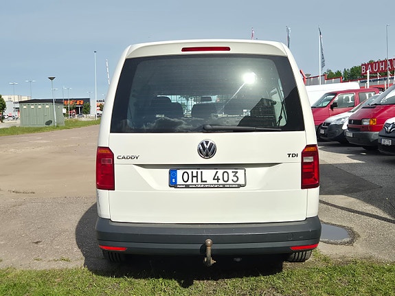 Volkswagen Caddy Maxi 5 of 5