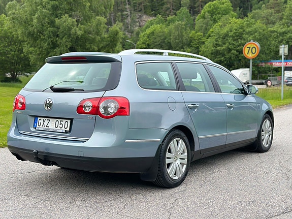 Volkswagen Passat 3 of 5