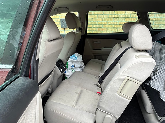 Mazda CX-9 5 of 5