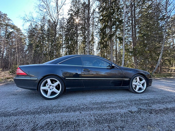 Mercedes-Benz CL600 3 of 5