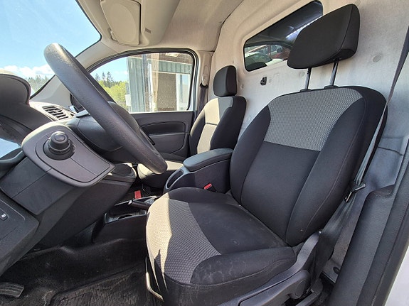 Renault Kangoo Express 9 of 16
