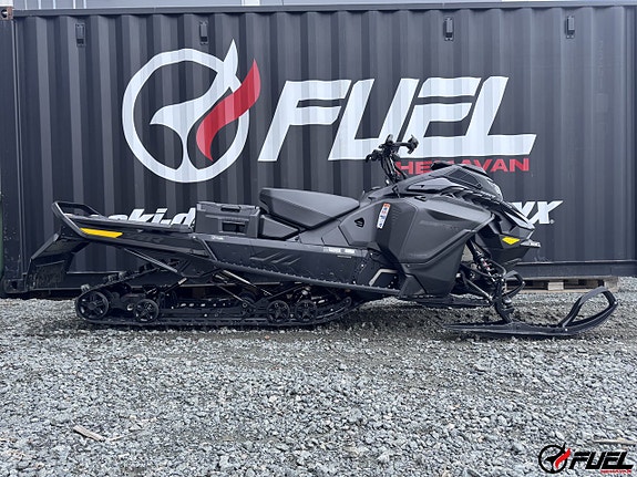 Ski-Doo Expedition Xtreme 850 E-TEC 154in3900mm 1.8in 46mm Cobra SilentD80 Electric 2 of 3