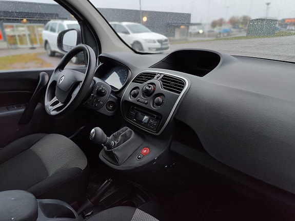 Renault Kangoo Express 9 of 13
