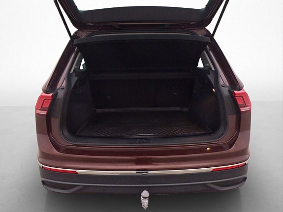 Volkswagen Tiguan 27 of 30