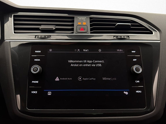 Volkswagen Tiguan 17 of 30