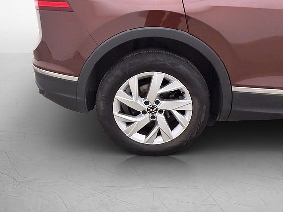 Volkswagen Tiguan 28 of 30