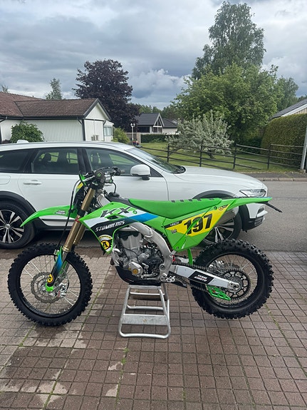 Kawasaki 450X 2 of 4