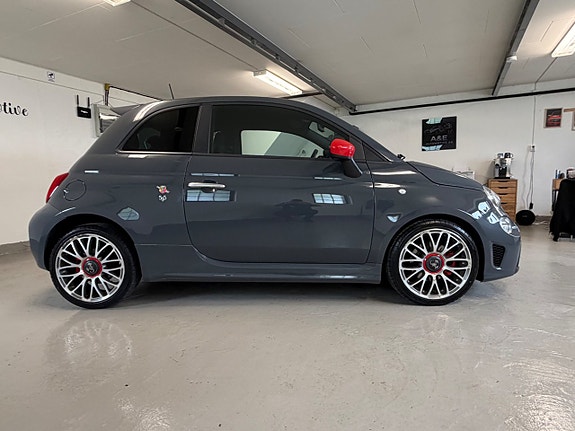 Abarth 595 3 of 5