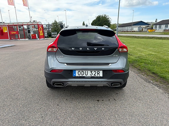 Volvo V40 Cross Country 4 of 5