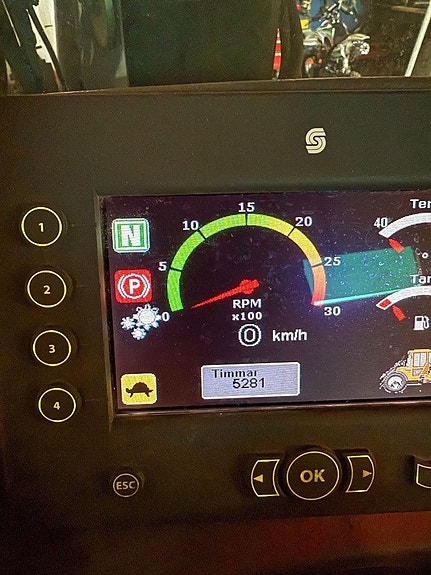 Lundberg 6210 LSE, 5.800tim, Stora BM, 50km/h 4 of 5