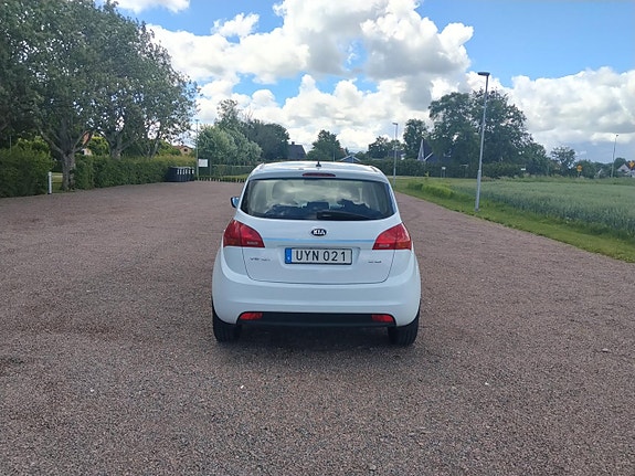 Kia Venga 4 of 5
