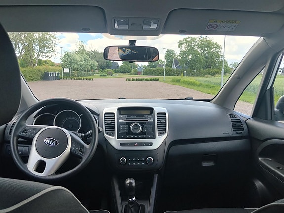 Kia Venga 11 of 14