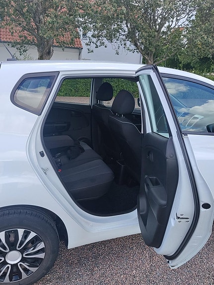 Kia Venga 13 of 14