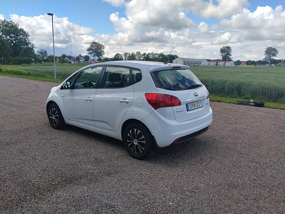Kia Venga 3 of 5