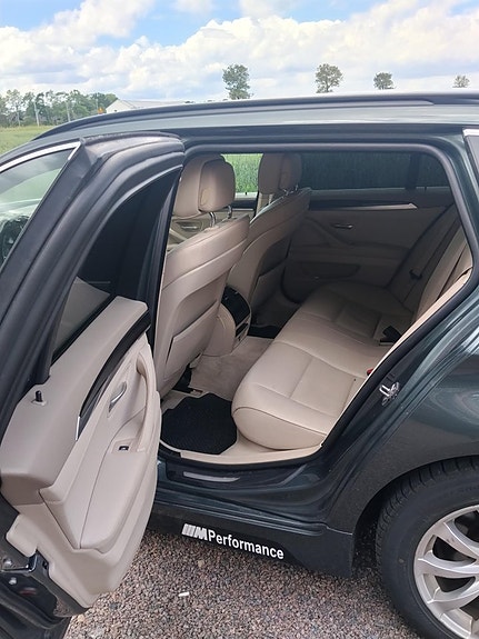 BMW 520d 9 of 12