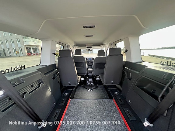 Ford Connect Tourneo 14 of 30