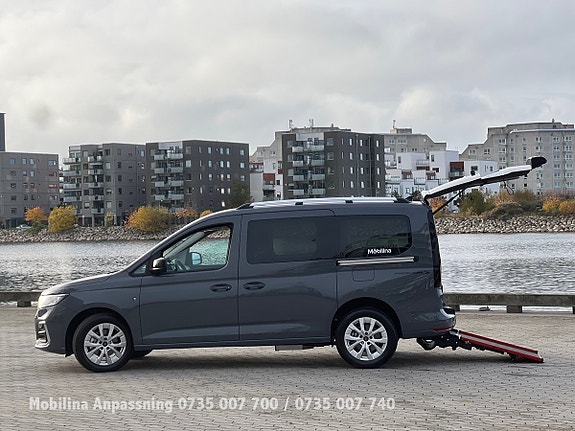 Ford Connect Tourneo 22 of 30