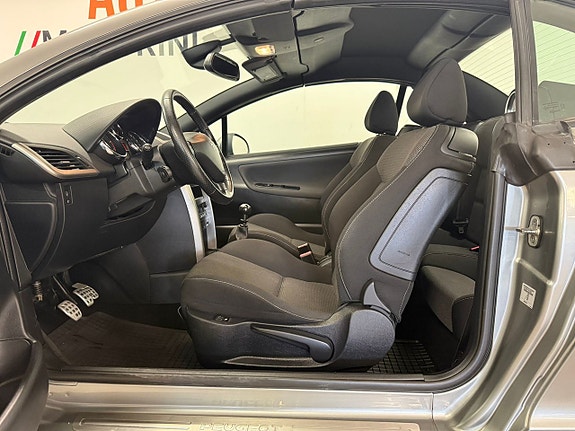 Peugeot 207 CC 8 of 26