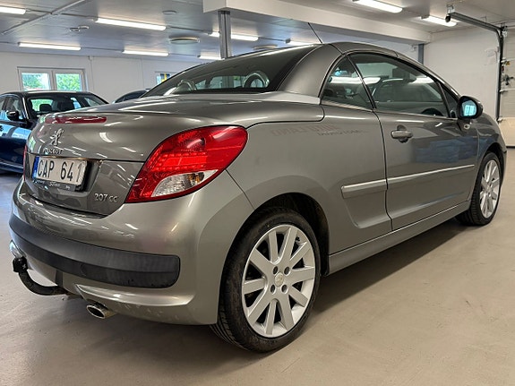Peugeot 207 CC 18 of 26