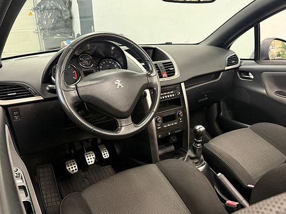 Peugeot 207 CC 10 of 26