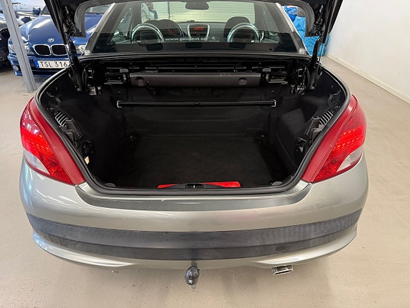 Peugeot 207 CC 16 of 26