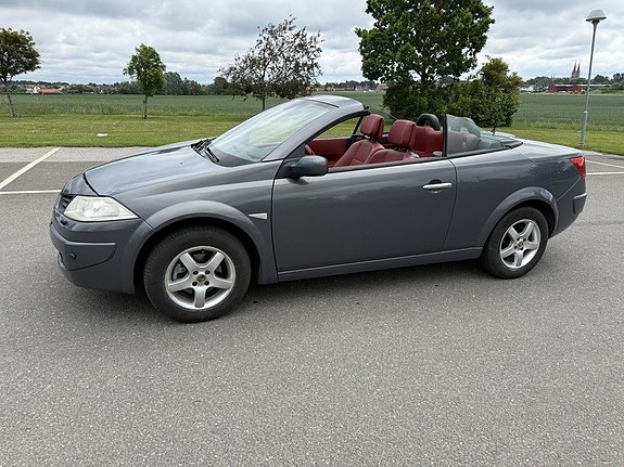 Renault Megane II 10 of 11