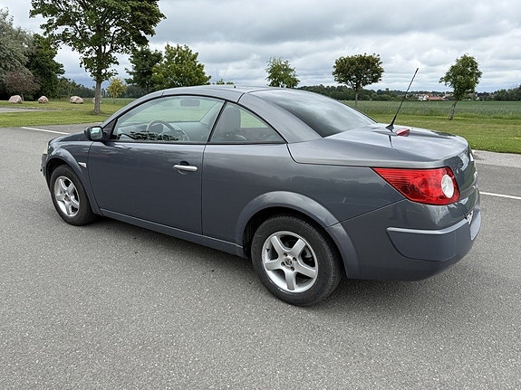 Renault Megane II 7 of 11