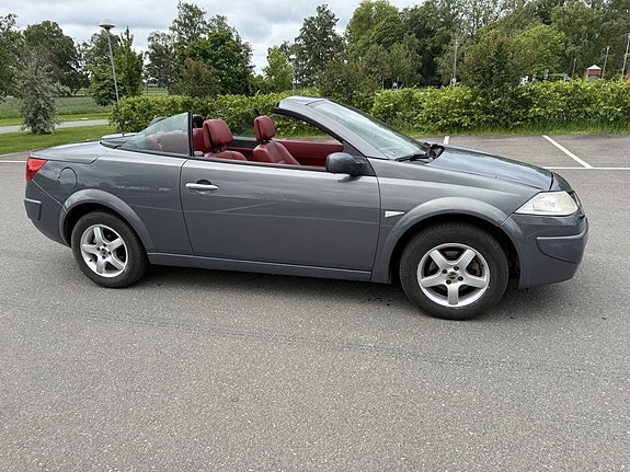 Renault Megane II 11 of 11