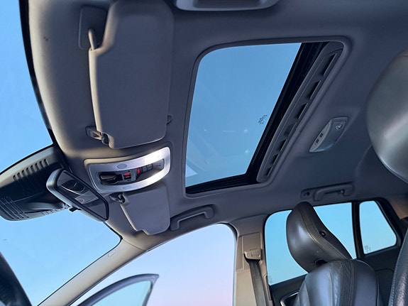 Volvo V60 4 of 5