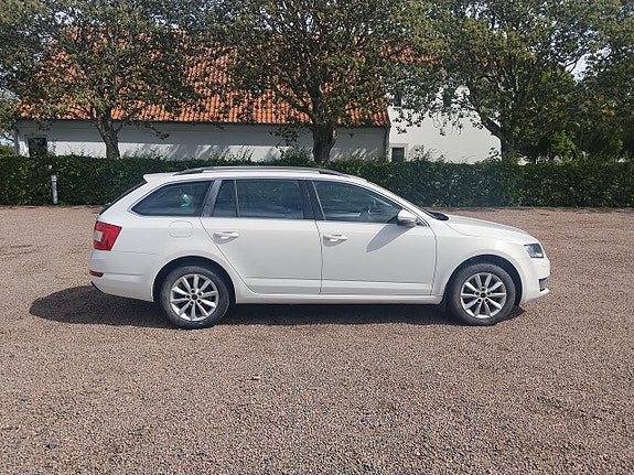 Skoda Octavia 6 of 13