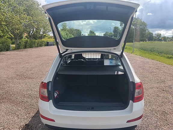 Skoda Octavia 11 of 13