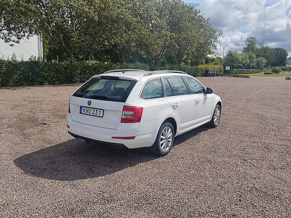 Skoda Octavia 5 of 5