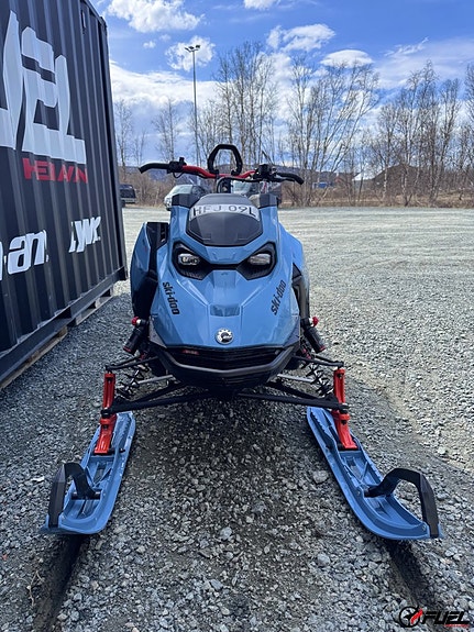 Ski-Doo Freeride STD 850 E-TEC TURBO 146" 2 of 4