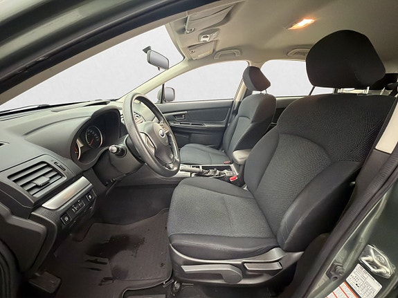 Subaru Impreza 21 of 27