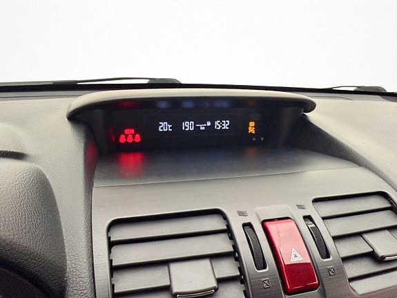 Subaru Impreza 22 of 27
