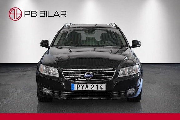 Volvo V70 3 of 25
