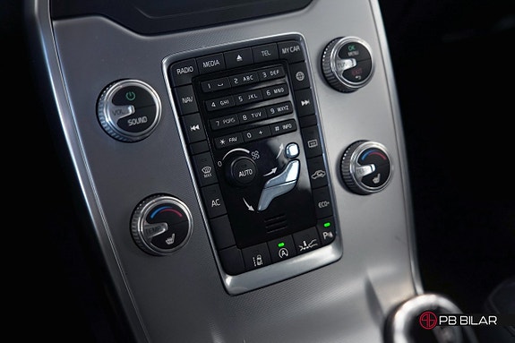Volvo V70 23 of 25