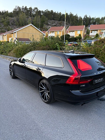 Volvo V90 9 of 12