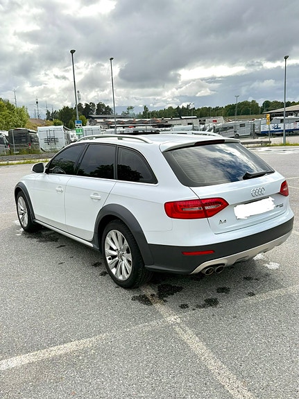 Audi A4 allroad 2 of 8