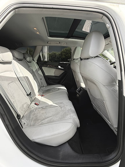 Audi A4 allroad 8 of 8