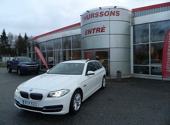 BMW 520d 4 of 5
