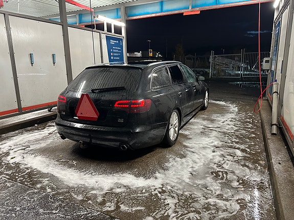 Audi A6 4 of 5