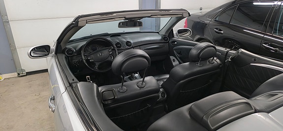 Mercedes-Benz CLK500 6 of 18