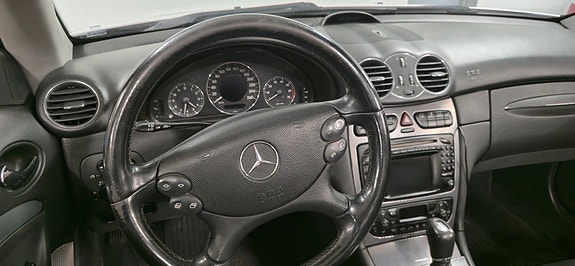 Mercedes-Benz CLK500 3 of 5