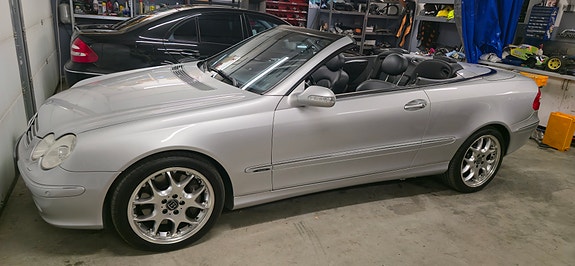 Mercedes-Benz CLK500 11 of 18