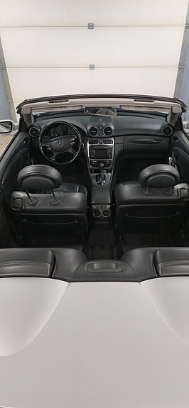 Mercedes-Benz CLK500 14 of 18