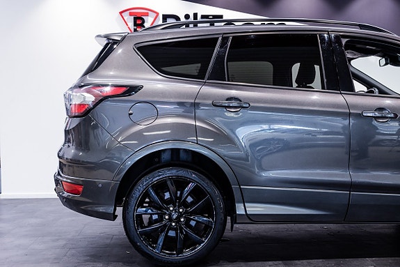 Ford Kuga 10 of 22